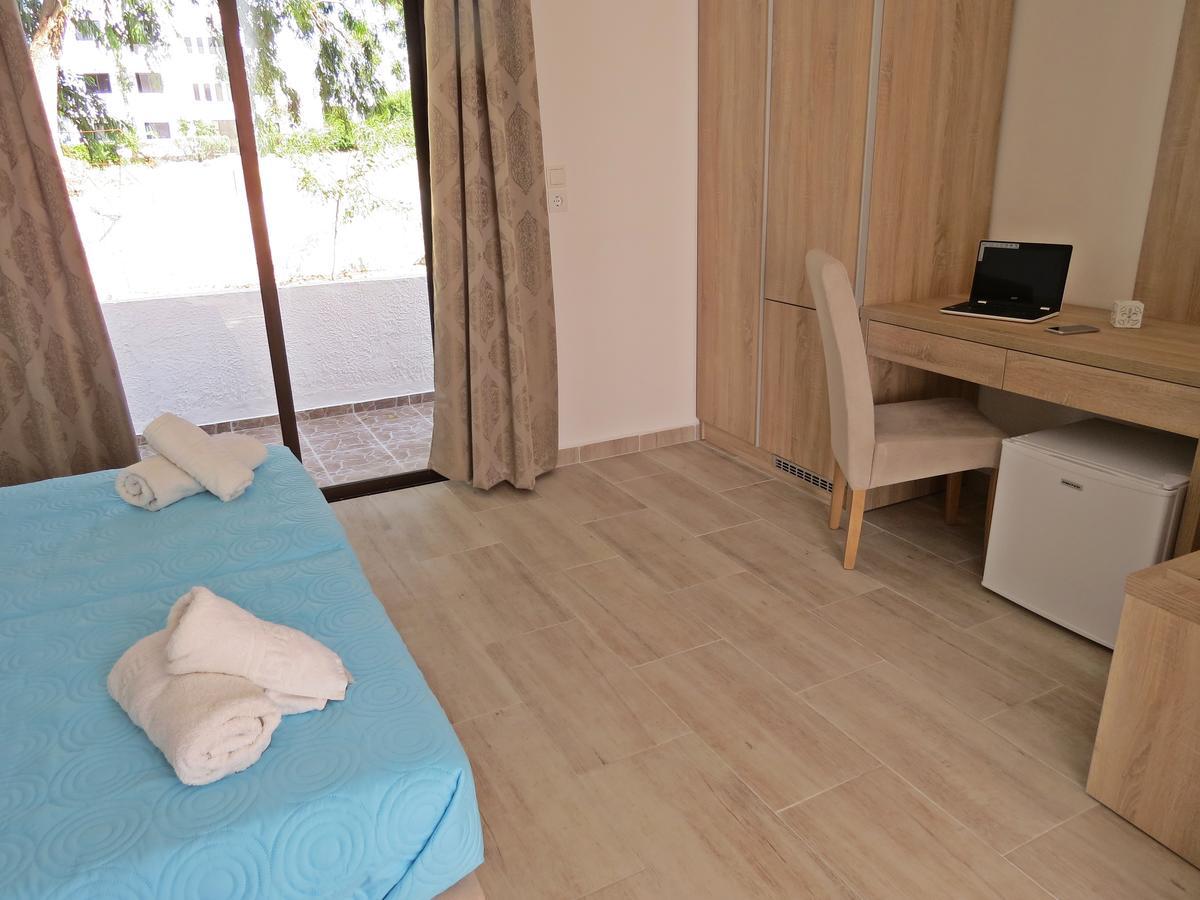 Loukas Beach Rooms Kiotari Eksteriør billede