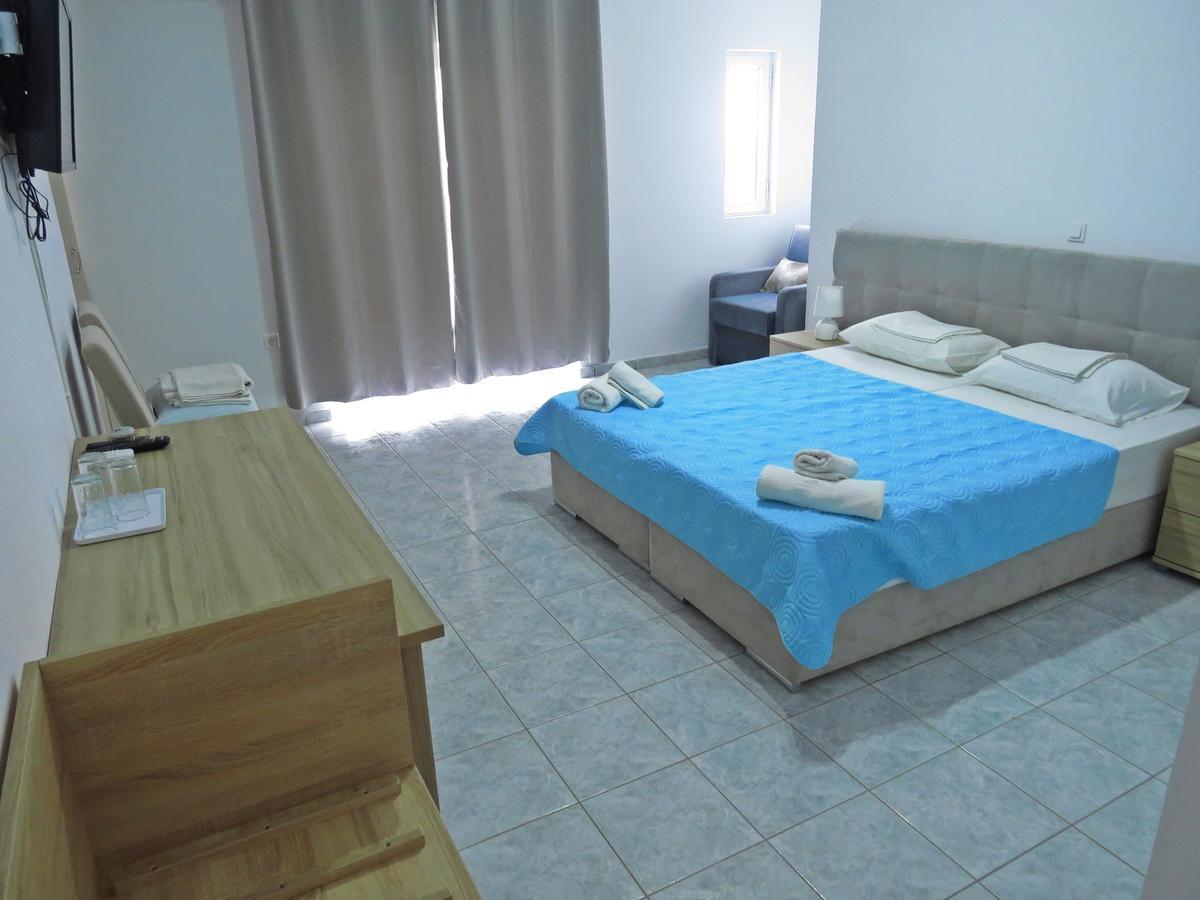 Loukas Beach Rooms Kiotari Værelse billede